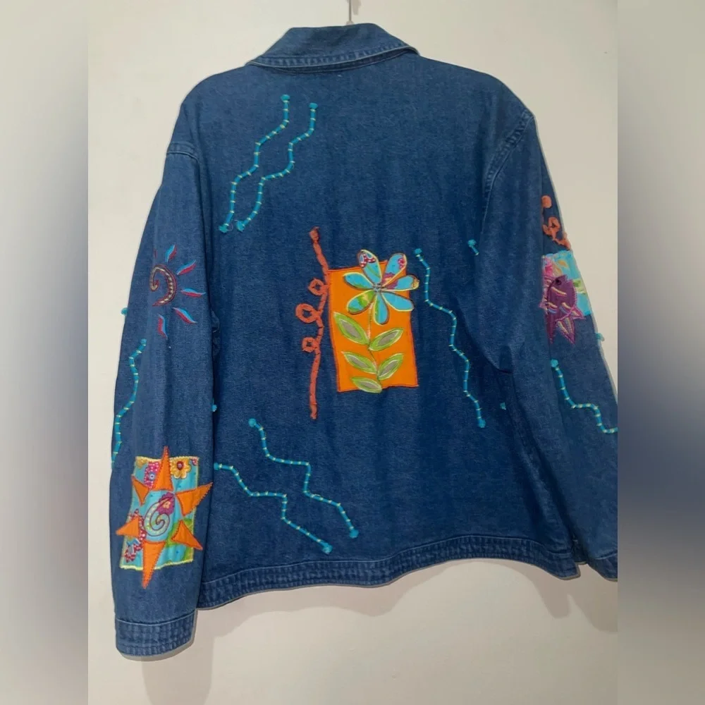 Vintage Artsy Embroidered 3D Popart Denim Jacket